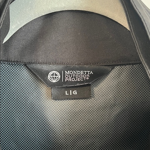 Mondetta Black Water Resistant Hooded Outdoor Rain Jacket with Hood, Size L - Picture 2 of 15